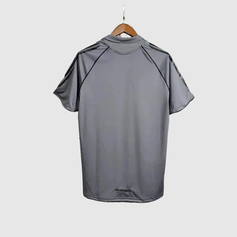 II 2005/06 Retro Away Shirt - Match Day
