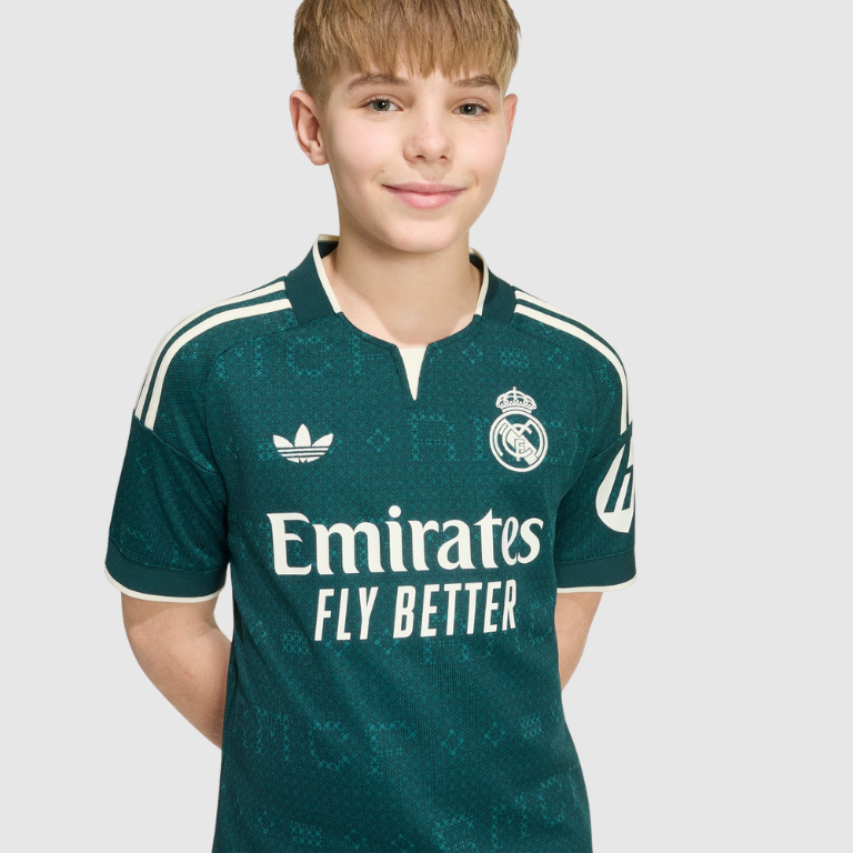 Away 26/27 Kids Shirt Kit