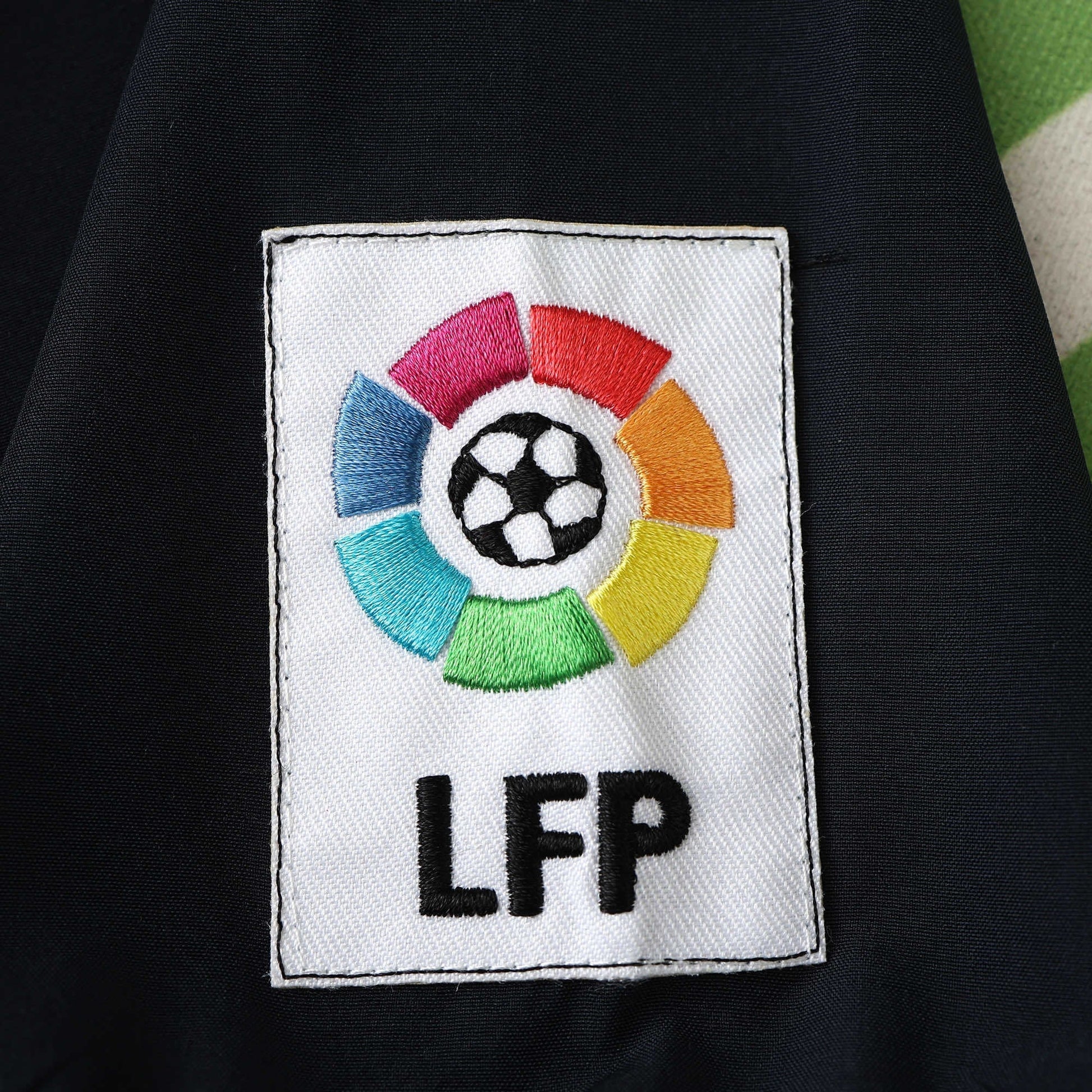 Retro Home 2003/04 Shirt - Match Day