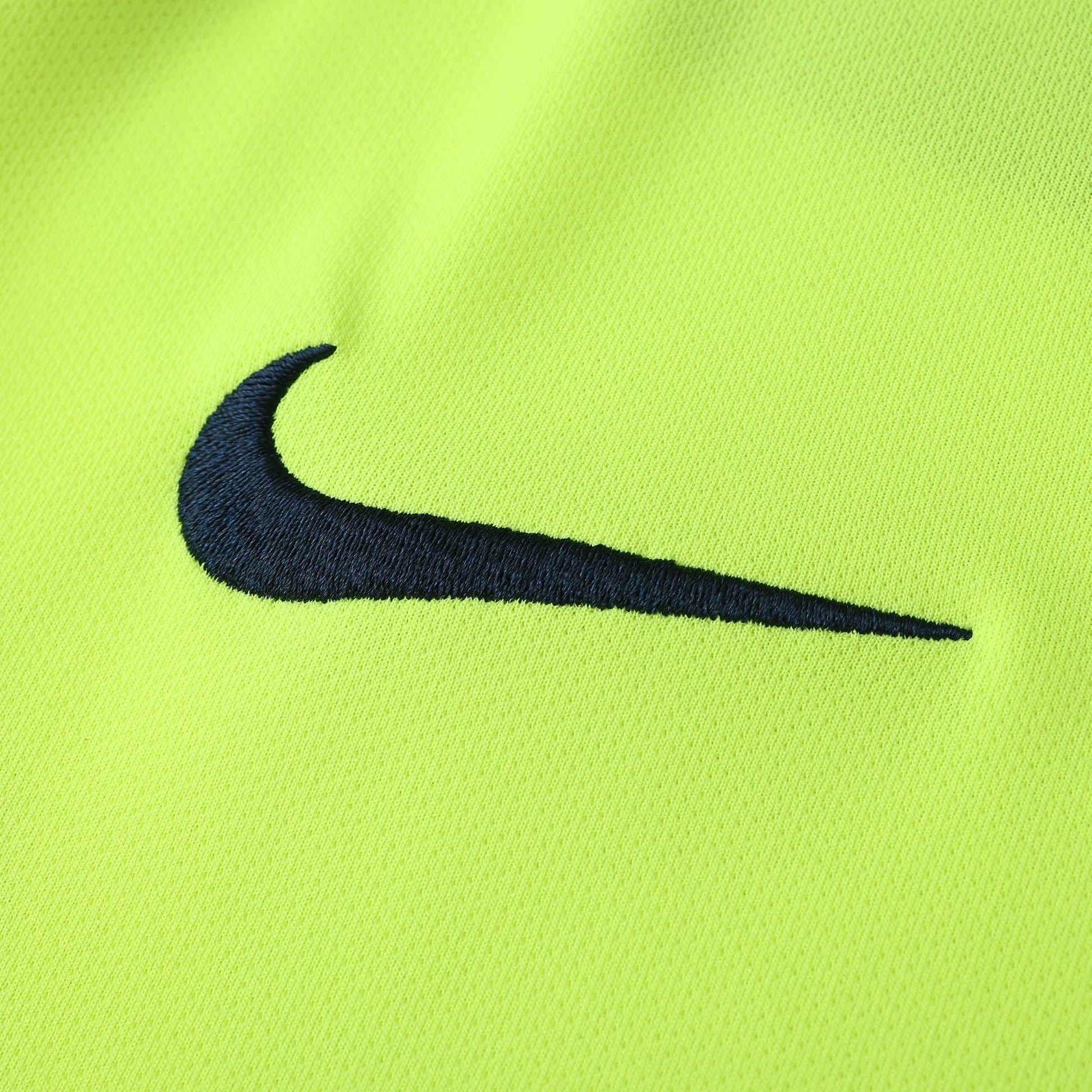 Retro Away 2005/06 Shirt - Match Day