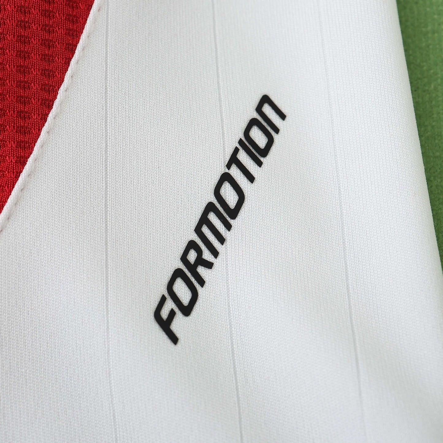 Retro 2006 Shirt - Match Day