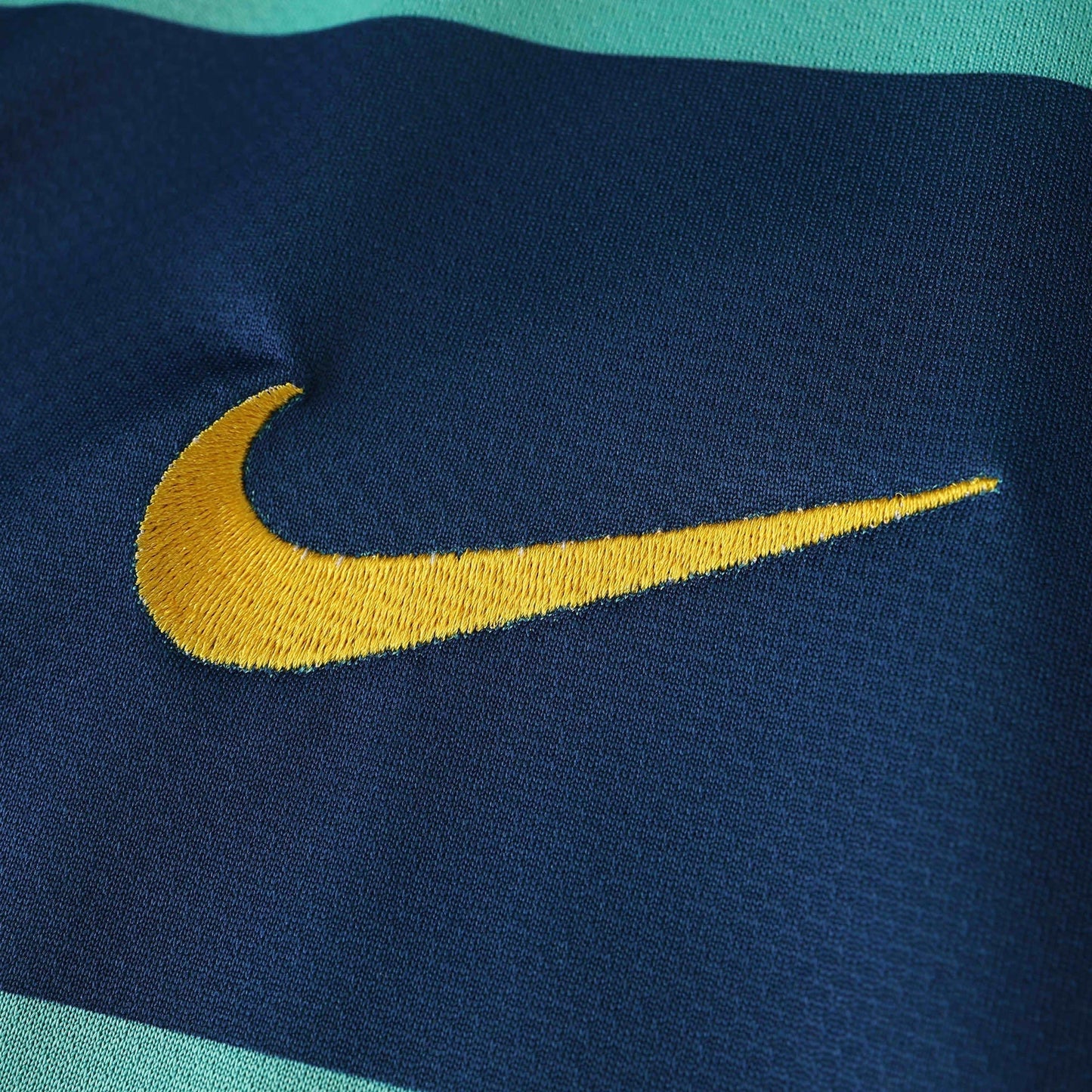 Retro Away 2010/11 Shirt - Match Day