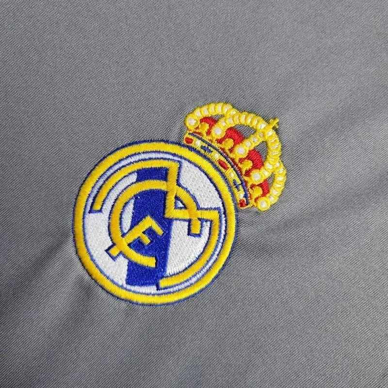 II 2005/06 Retro Away Shirt - Match Day