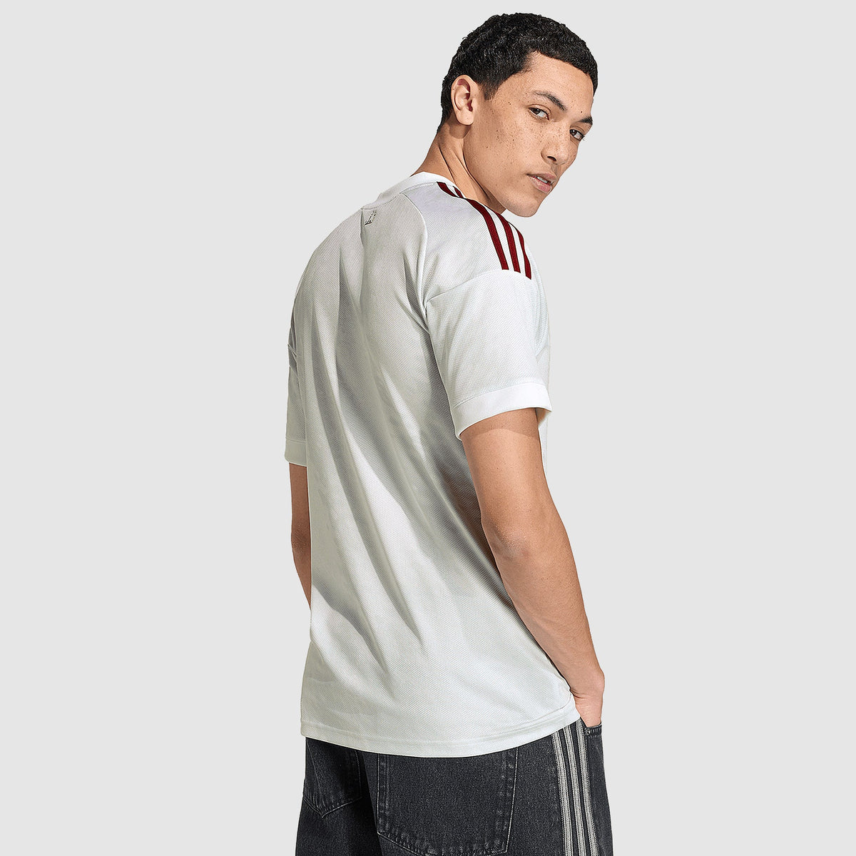 Away 25/26 Men's Shirt - Match Day
